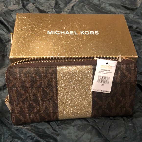Michael Kors wallet - Picture 3 of 5